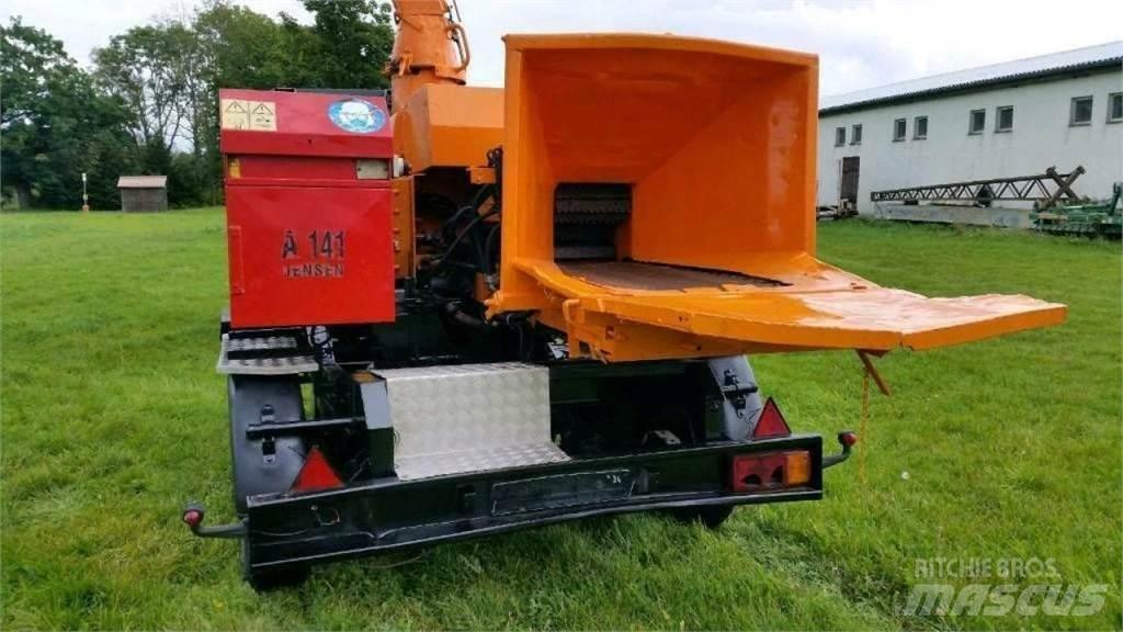 Jensen A141 Medienos smulkintuvai