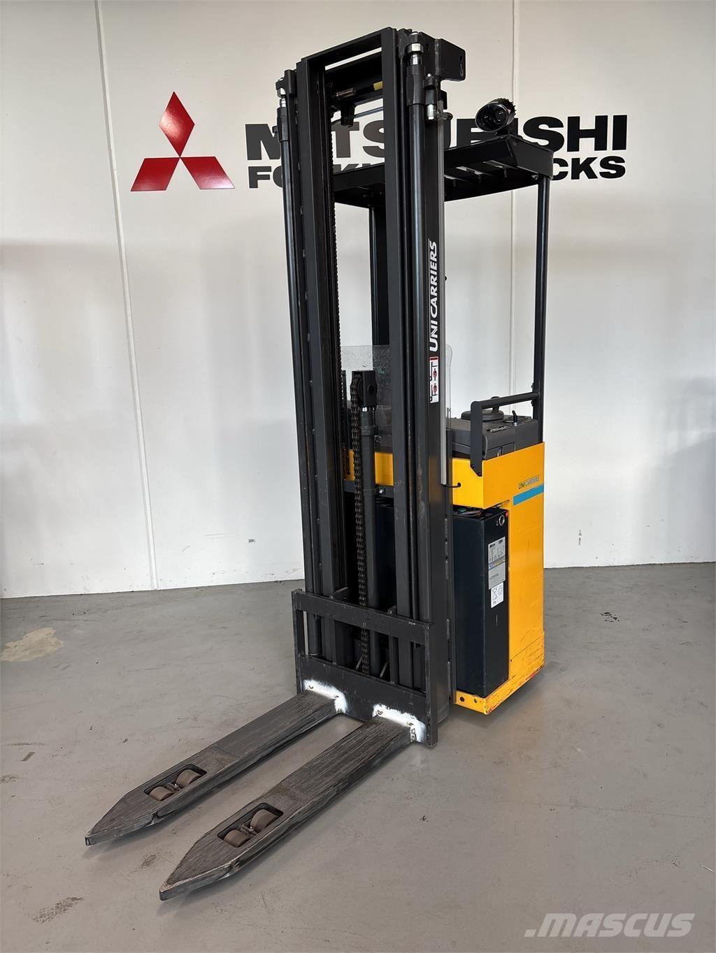 Atlet A160 Savaeigiai rietuvai