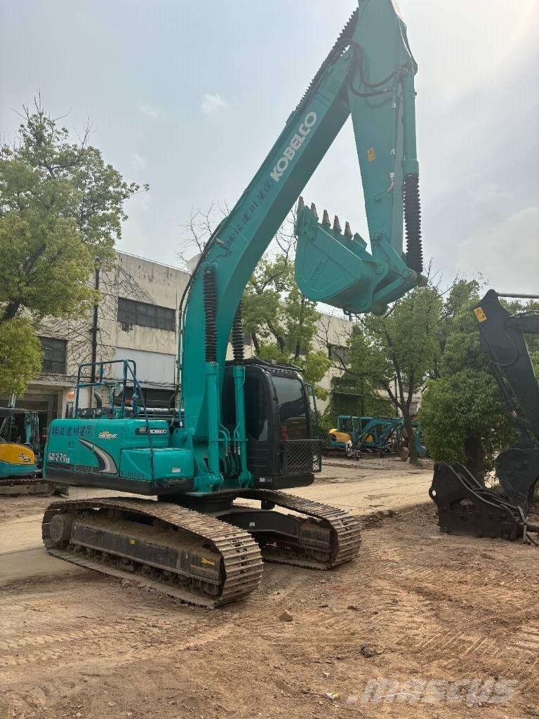 Kobelco SK210 Vikšriniai ekskavatoriai