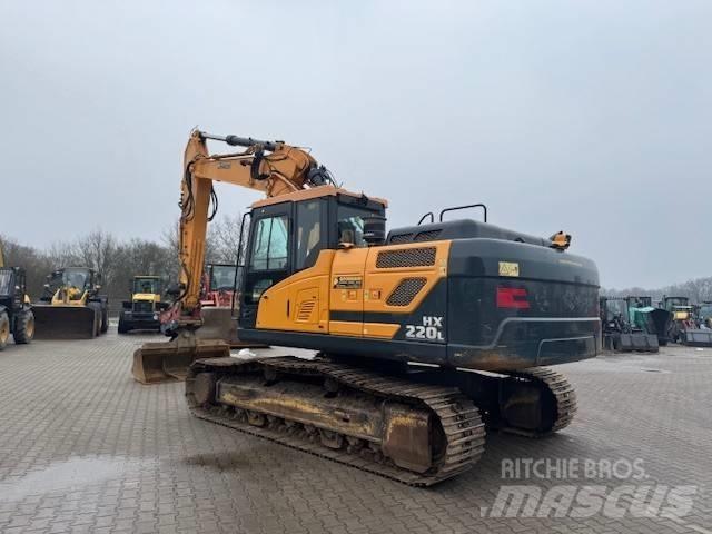 Hyundai HX 220 L Vikšriniai ekskavatoriai