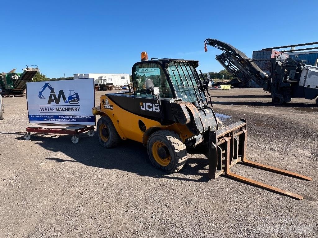 JCB 520-40 Teleskopiniai krautuvai