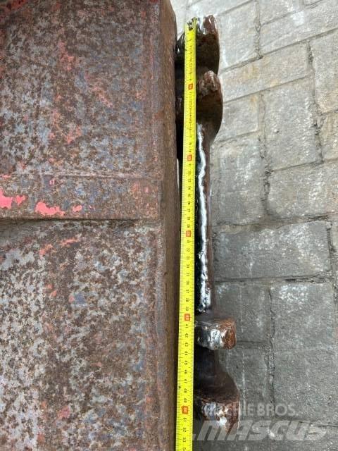  Betonbreker Gebruikt Hidrauliniai kūjai / Trupintuvai