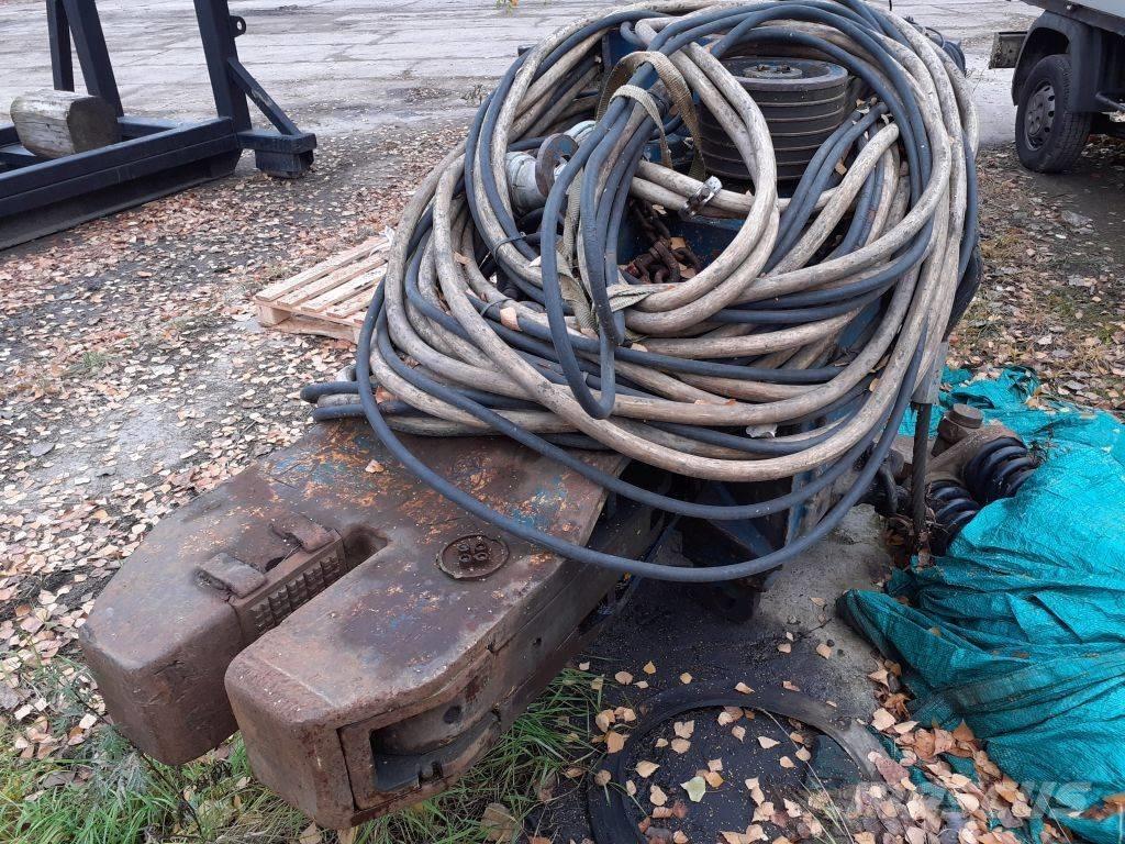  Tomen VM2-2000 Hidrauliniai krūvos plaktukai