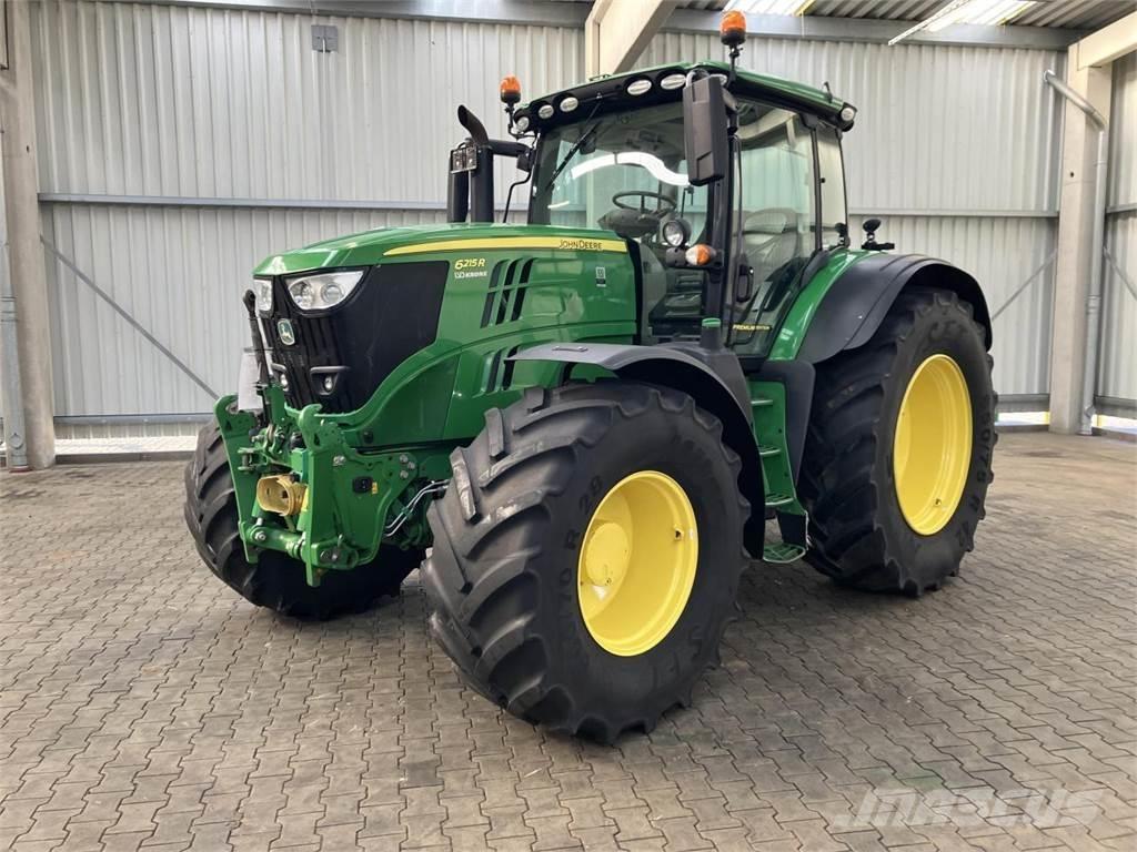 John Deere 6215R Traktoriai