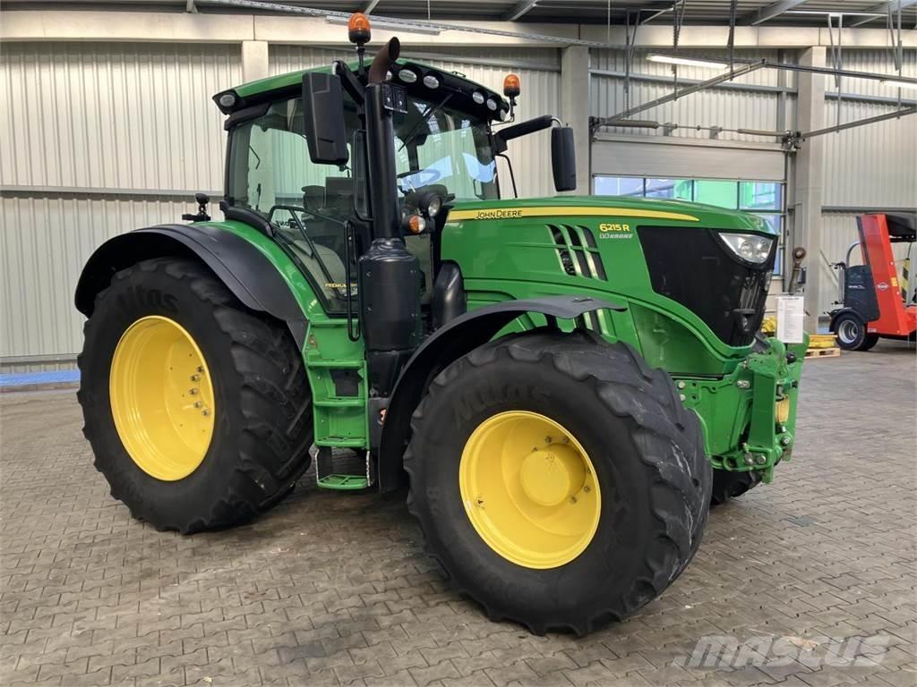 John Deere 6215R Traktoriai