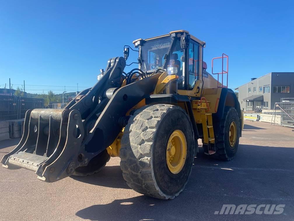 Volvo L 180 H Naudoti ratiniai krautuvai