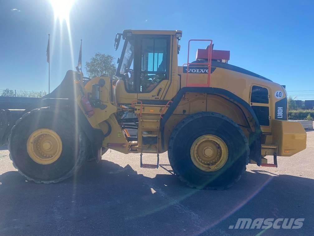 Volvo L 180 H Naudoti ratiniai krautuvai