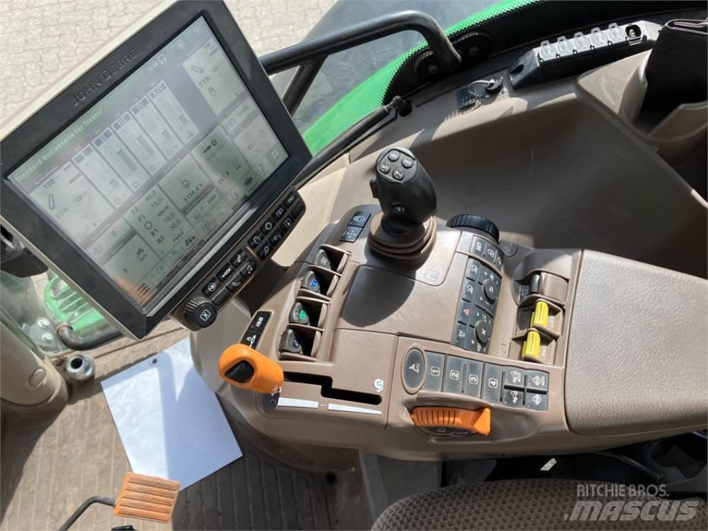 John Deere 6215 R Traktoriai