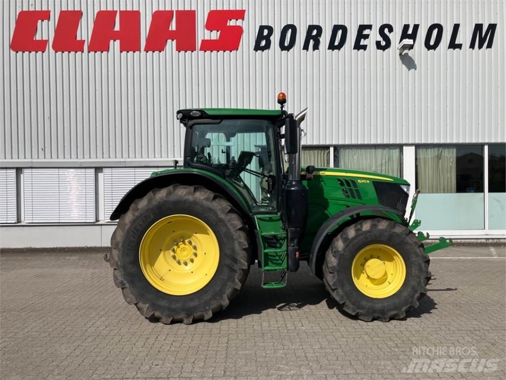 John Deere 6215 R Traktoriai