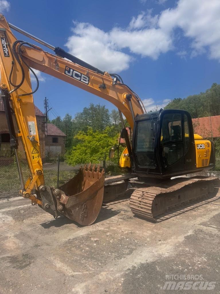 JCB JS 131 LC Vikšriniai ekskavatoriai