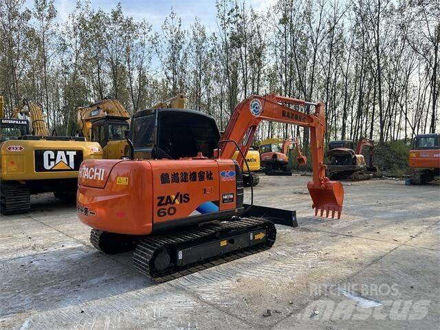 Hitachi ZX60 Vikšriniai ekskavatoriai