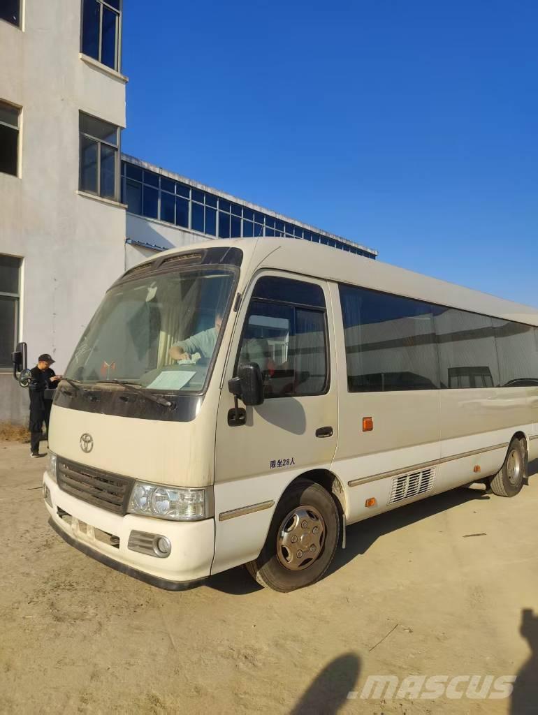 Toyota Coaster Tarpmiestiniai autobusai