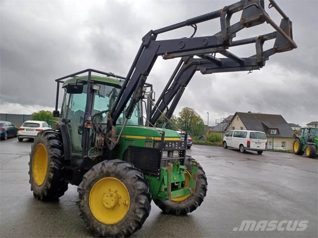 John Deere 6110SE Traktoriai