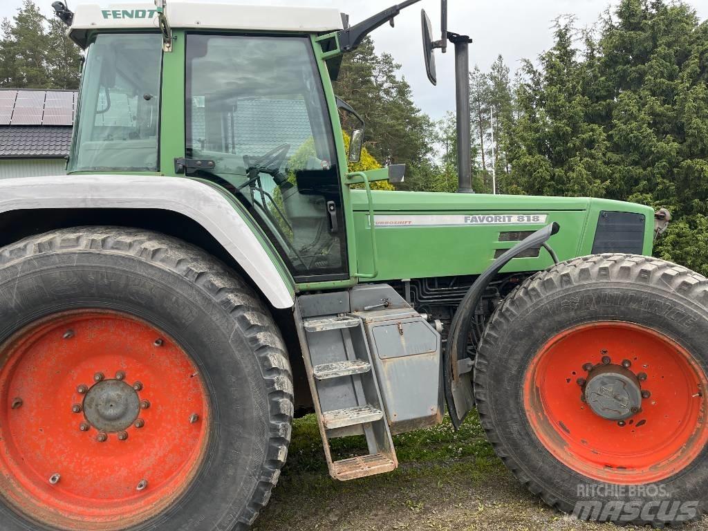 Fendt 818-4 Traktoriai