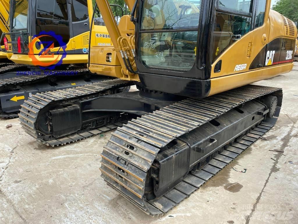 CAT 320 C Vikšriniai ekskavatoriai