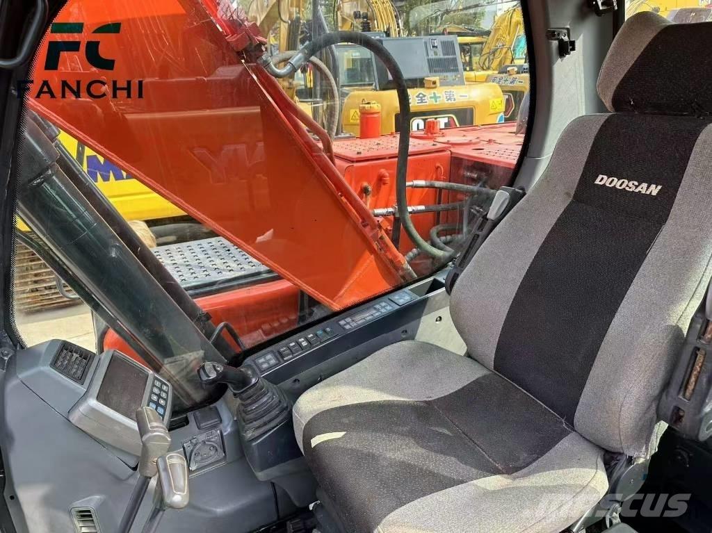 Doosan DX 140 LC Vikšriniai ekskavatoriai