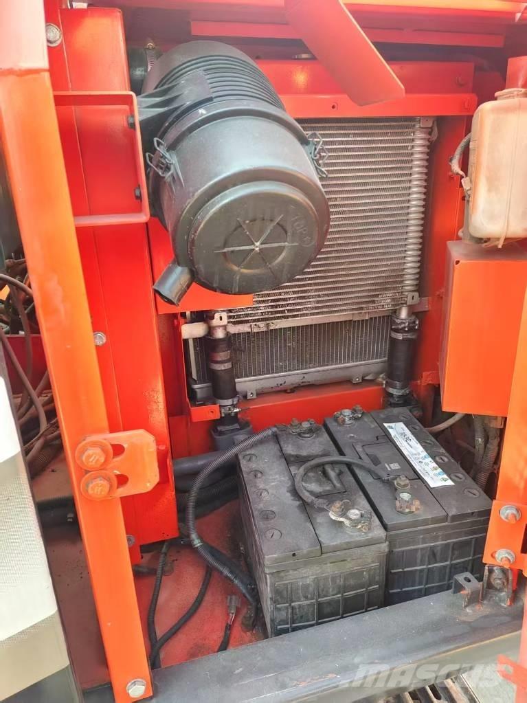 Hitachi ZX 60 Mini ekskavatoriai < 7 t