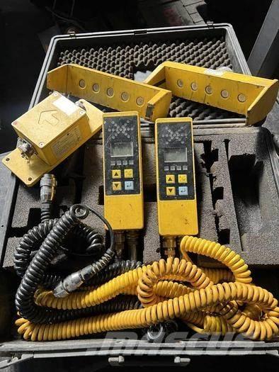 Bomag BF 600C-2 Asfalto klotuvai