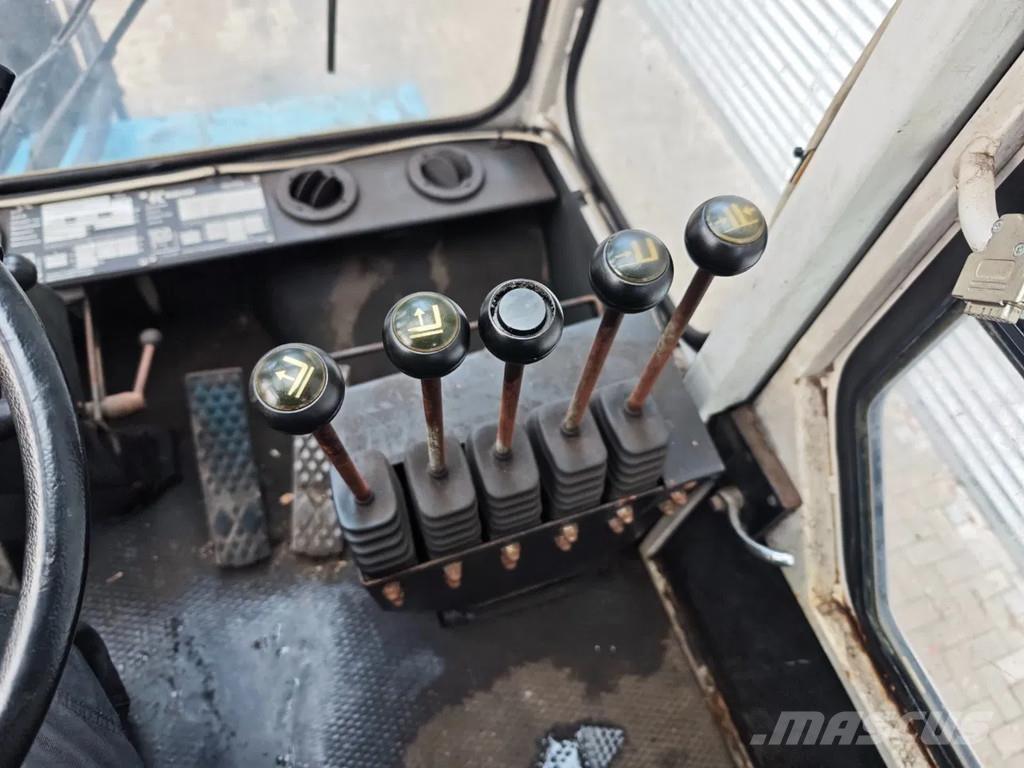 Kalmar DC 32-1200 Dyzeliniai krautuvai