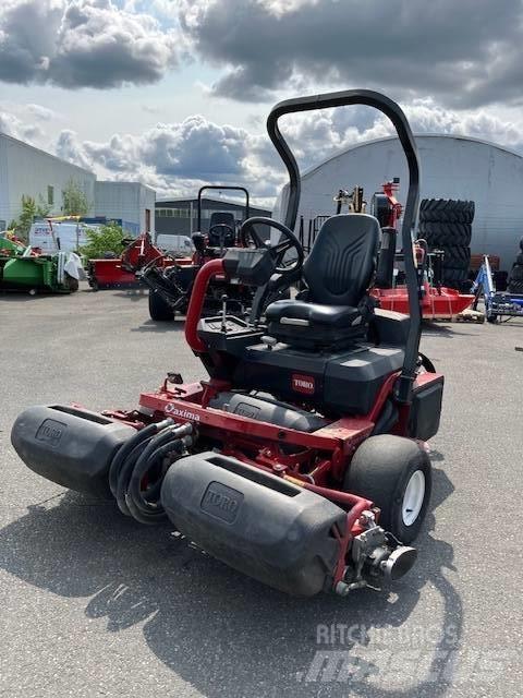 Toro 3250D Golfo laukų šienapjovės