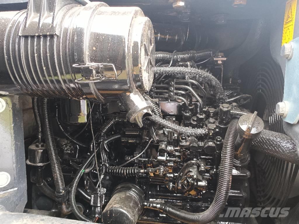 Komatsu PC 40 Vikšriniai ekskavatoriai