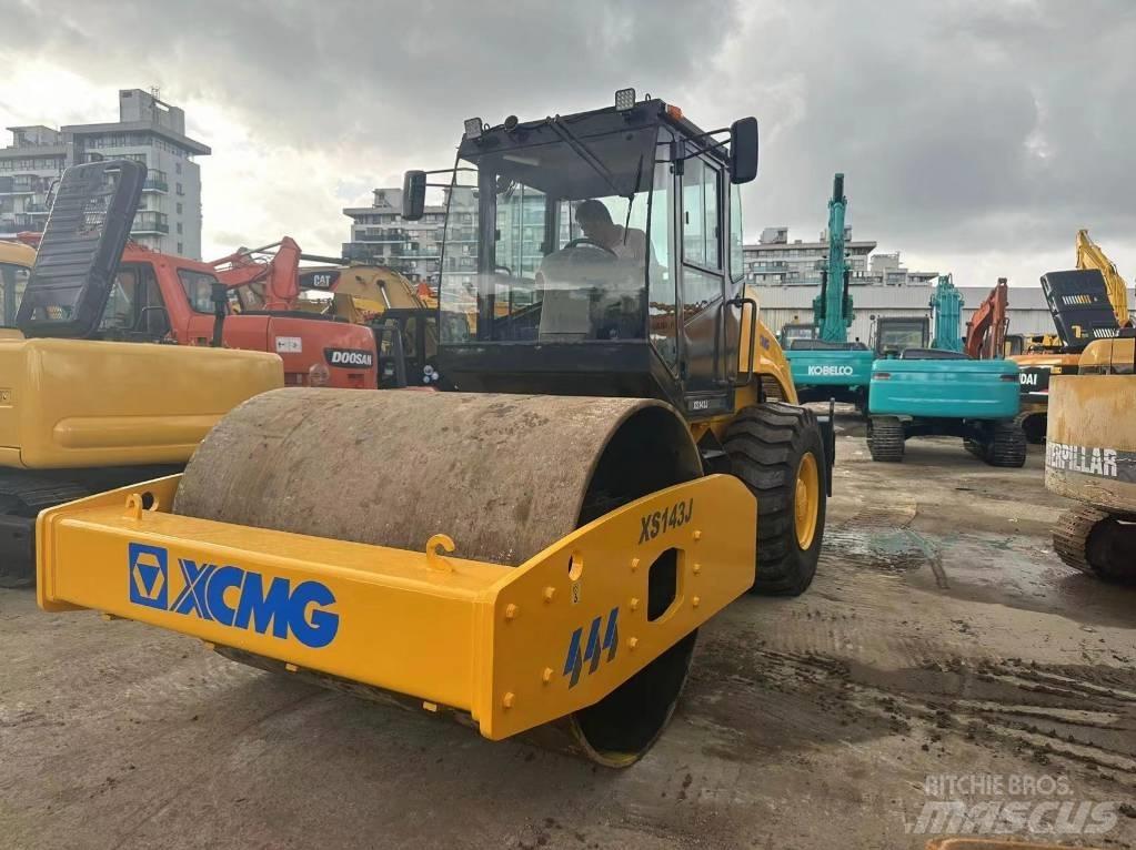 XCMG XS 143 J Vieno būgno volai