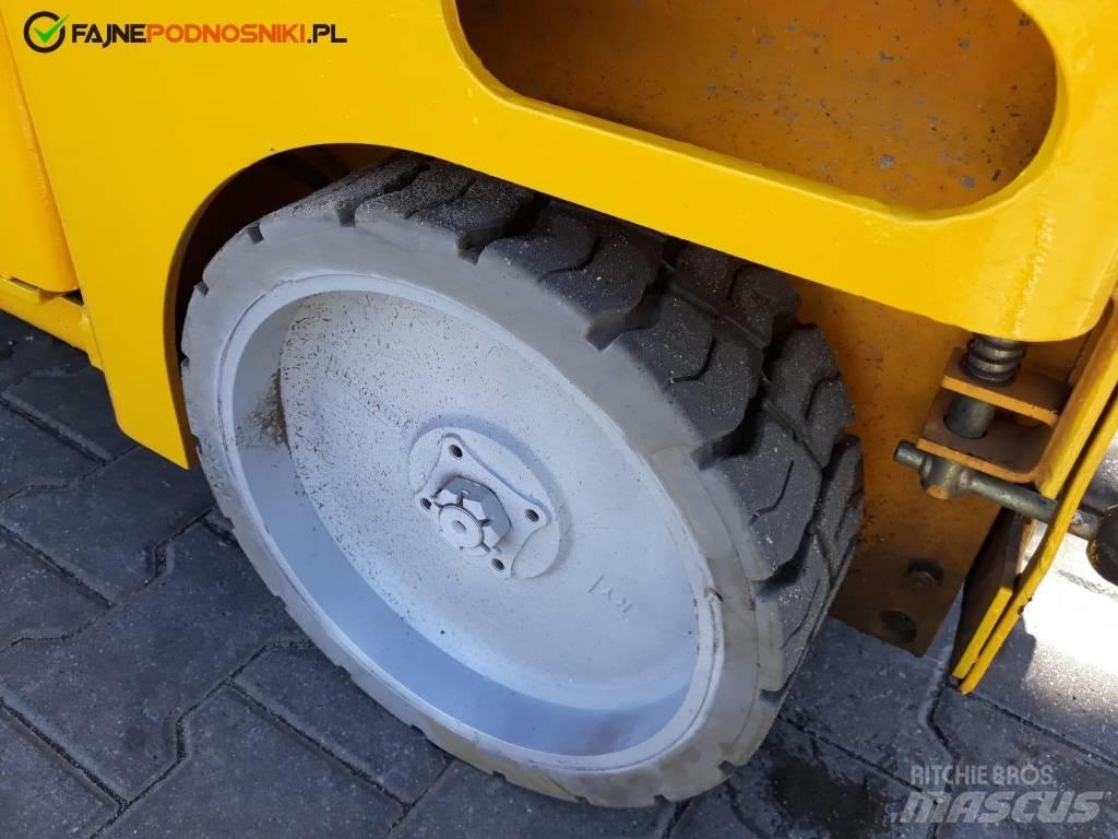 Haulotte Compact 10 Žirkliniai keltuvai