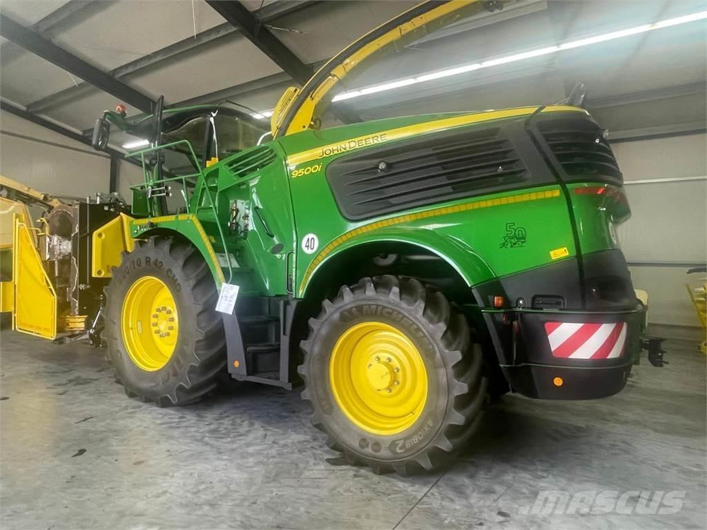 John Deere 9500 i Pašarų ruošimo technika