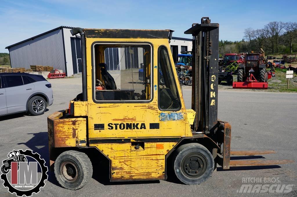 Stocka 2050 - Truck Dyzeliniai krautuvai