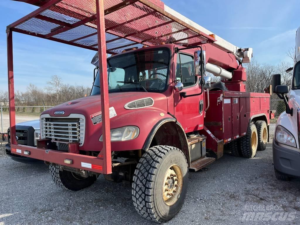 Freightliner M2-106 Ant vilkikų montuojamos kėlimo platformos