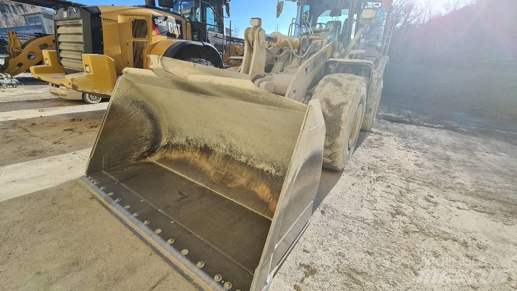CAT 772G Atliekų išvežimo technika