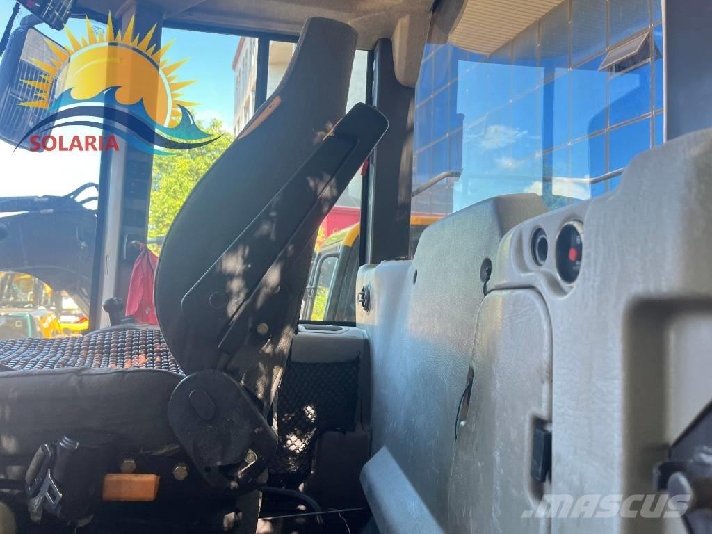 Volvo L 120 F Naudoti ratiniai krautuvai