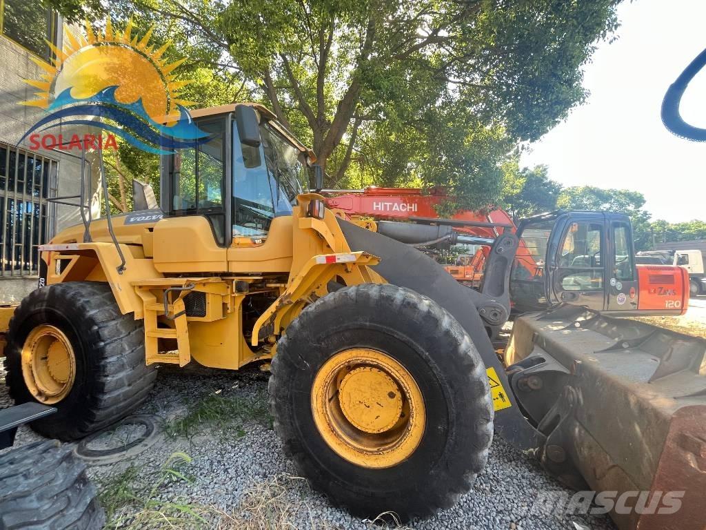 Volvo L 120 F Naudoti ratiniai krautuvai