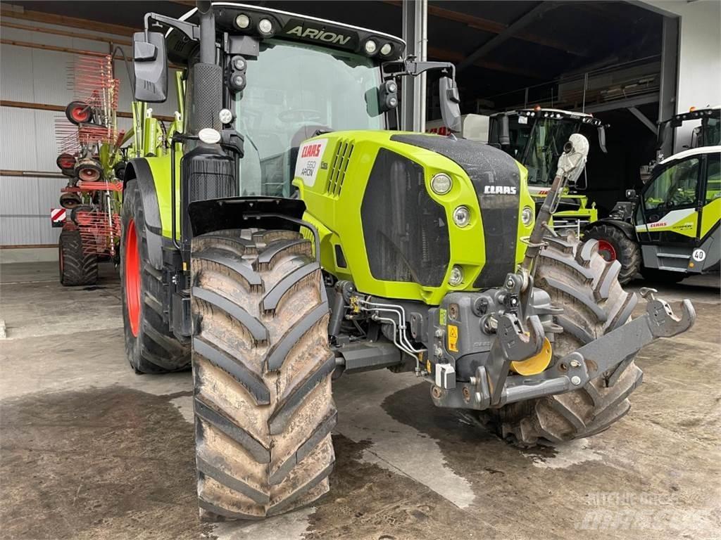 CLAAS Arion 660 Traktoriai