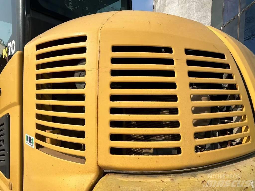 Komatsu PC70 Vikšriniai ekskavatoriai