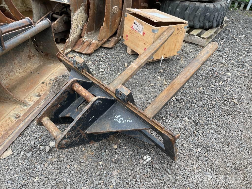 Takeuchi TB 295 W Ratiniai ekskavatoriai