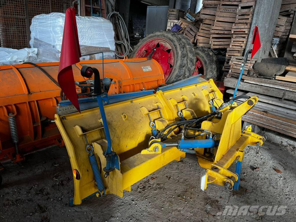  ORMU LAMA NEVE 2500 Sniego peiliai ir valytuvai
