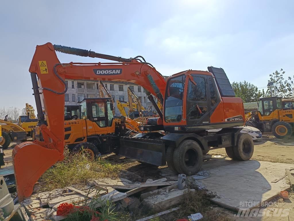 Doosan DH 150 W-7 Ratiniai ekskavatoriai