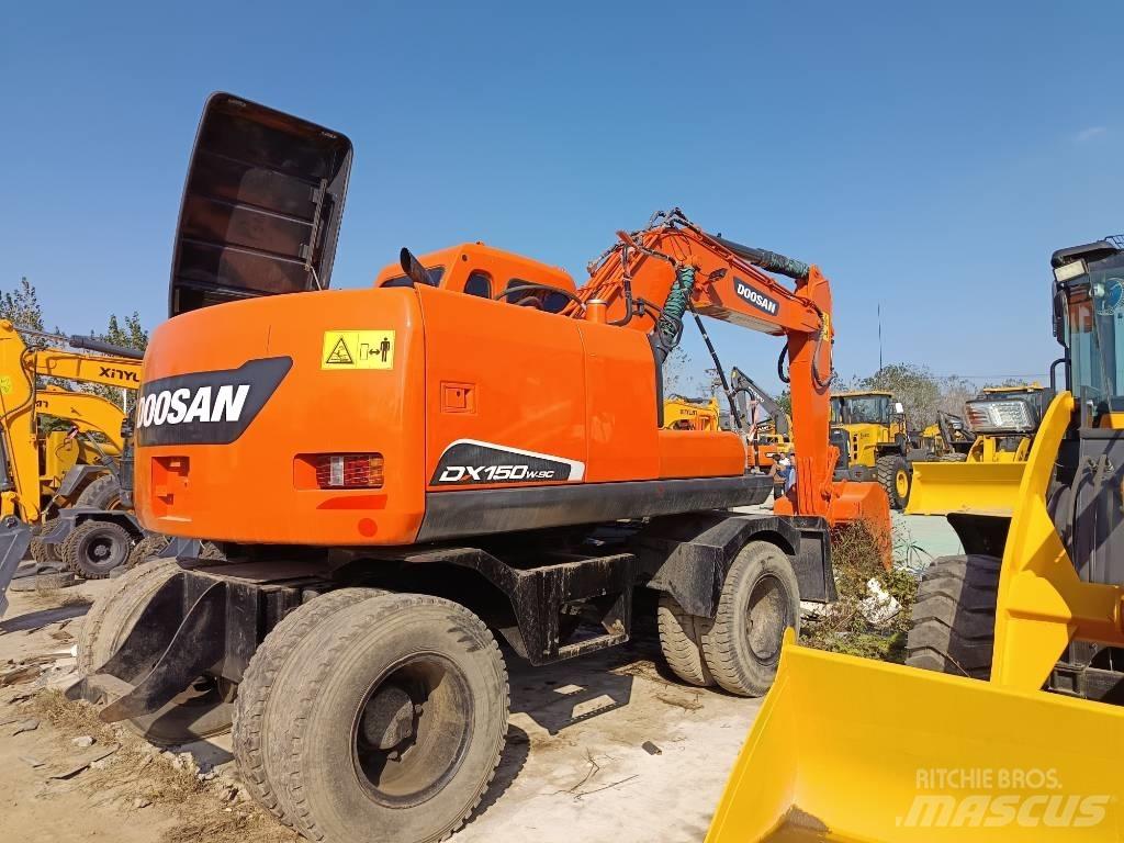 Doosan DH 150 W-7 Ratiniai ekskavatoriai