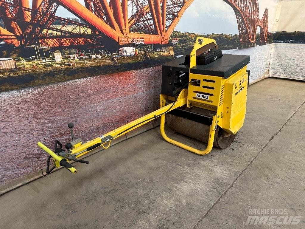 Bomag BW 71 E-2 Vieno būgno volai