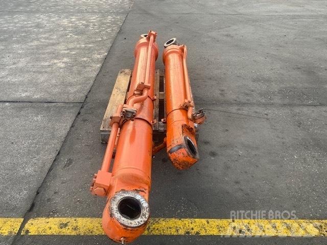 Fiat-Hitachi FH 450 Hidraulikos įrenginiai
