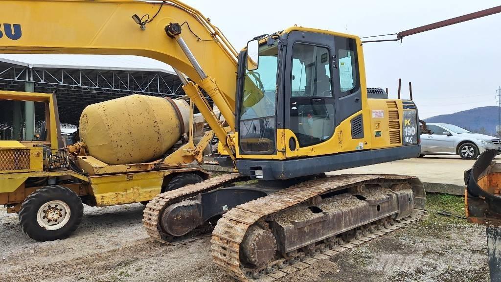Komatsu PC190NLC-8 Vikšriniai ekskavatoriai