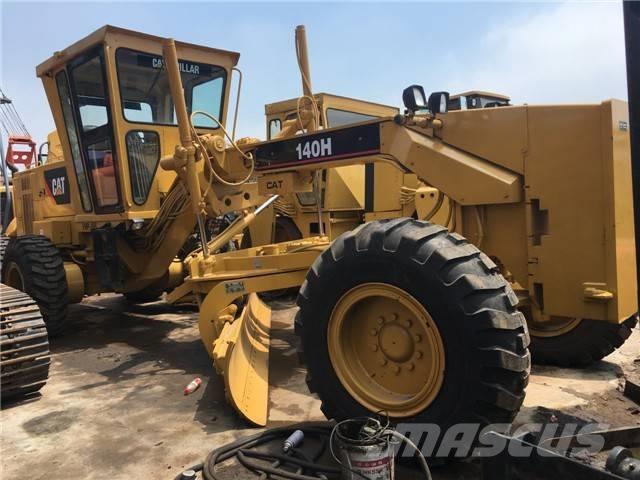 CAT 140 H Greideriai