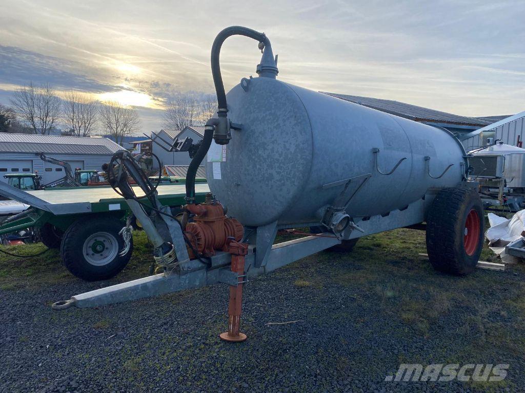 Pichon TSC6 Mėšlo barstytuvai