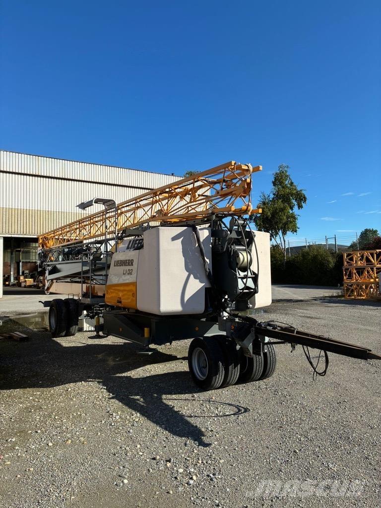 Liebherr L1-32 Bokštiniai kranai
