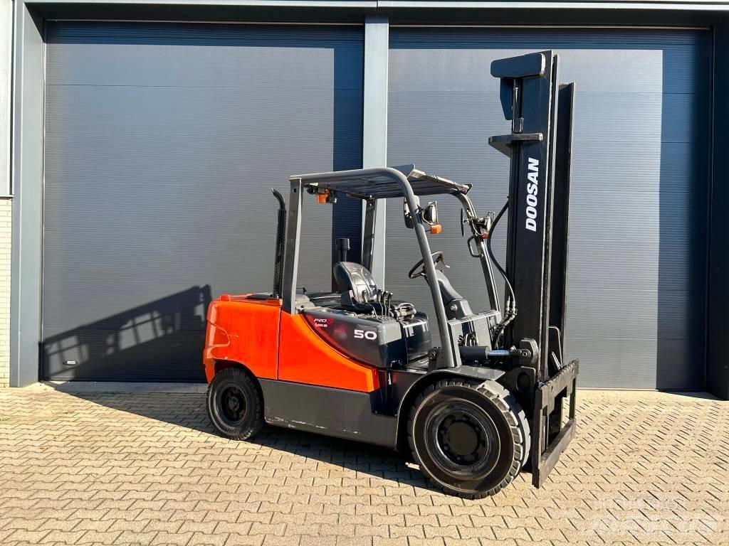 Doosan D50C-5 Dyzeliniai krautuvai