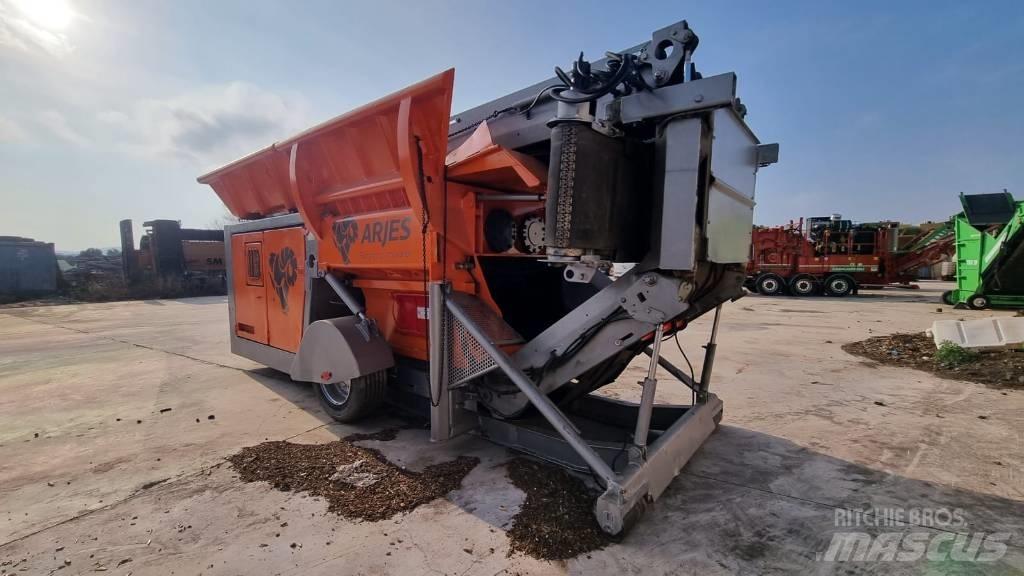 Arjes VZ 750 D Medienos smulkintuvai