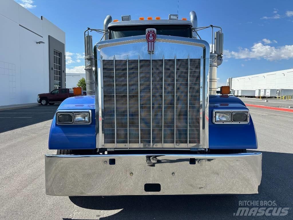 Kenworth W 900 Naudoti vilkikai