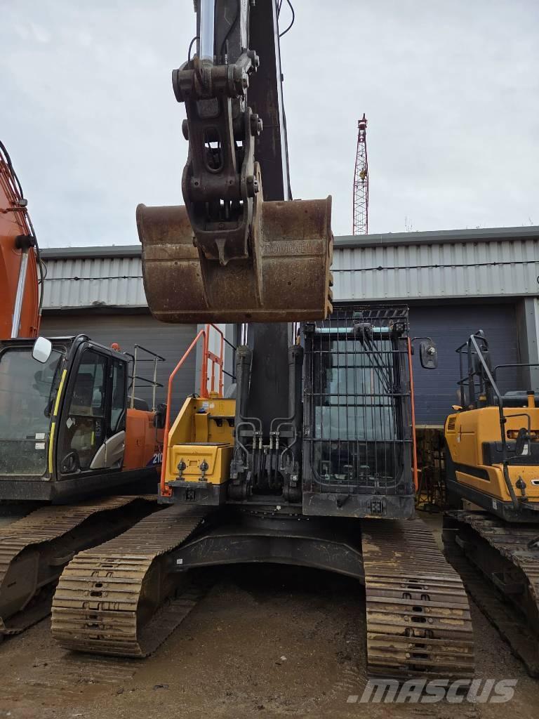 Volvo EC220EL Vikšriniai ekskavatoriai