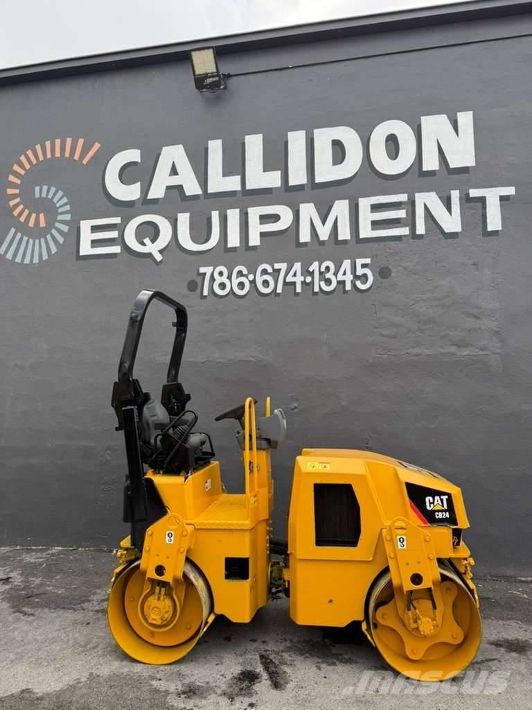 CAT CB 24 Porinių būgnų volai